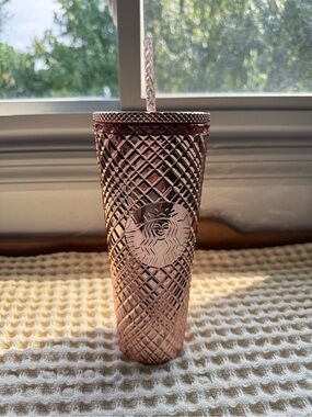 Starbucks 24oz Rose Gold Textured Diamond Tumbler